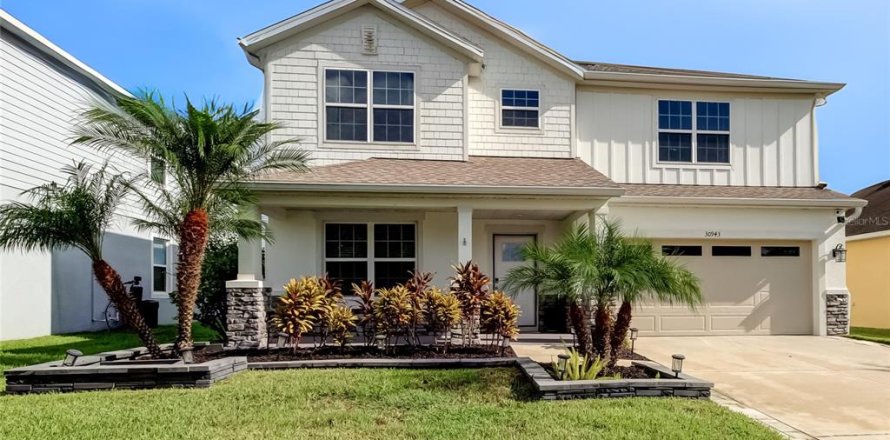 Casa en Wesley Chapel, Florida 6 dormitorios, 284.19 m2 № 1907456