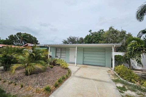 Casa en alquiler en Bradenton, Florida, 2 dormitorios, 92.9 m2 № 1878250 - foto 1
