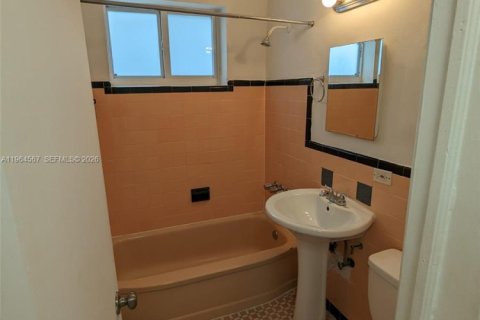 Снять в аренду кондоминиум в Майами-Бич, Флорида 36.23м2, № 2025955 - фото 6