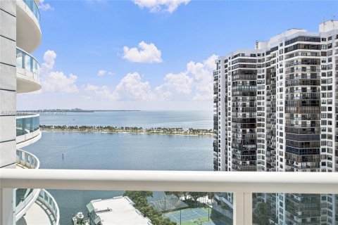 Condominio en venta en Miami, Florida, 3 dormitorios, 214.6 m2 № 2356767 - foto 16