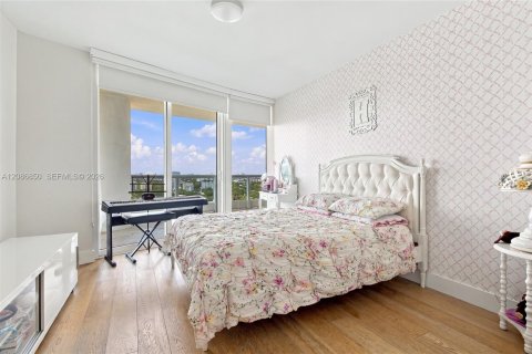 Condominio en venta en Miami, Florida, 3 dormitorios, 214.6 m2 № 2356767 - foto 28