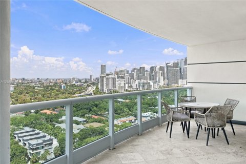 Condominio en venta en Miami, Florida, 3 dormitorios, 214.6 m2 № 2356767 - foto 20