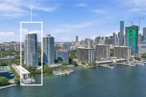 Condo à Miami, Floride, 3 chambres  № 2356767