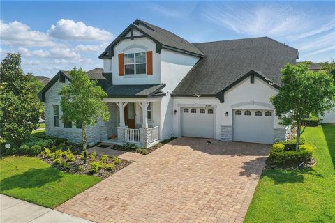 House in Orlando, Florida 5 bedrooms, 308.9 sq.m. № 1679557 - photo 1