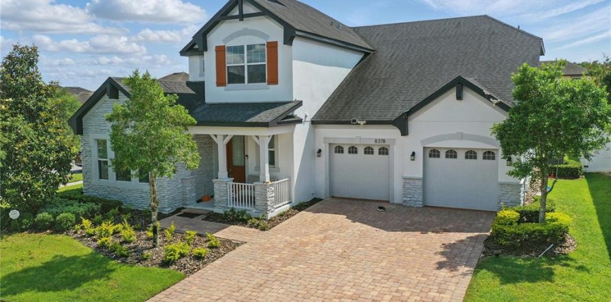 House in Orlando, Florida 5 bedrooms, 308.9 sq.m. № 1679557