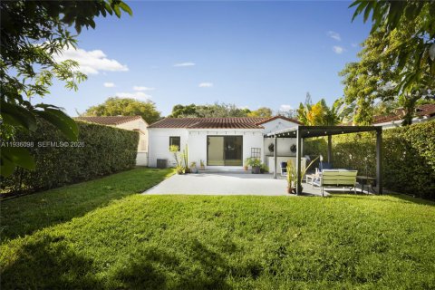 Villa ou maison à vendre à Miami, Floride: 2 chambres, 107.58 m2 № 1997506 - photo 15