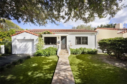 Villa ou maison à Miami, Floride 2 chambres, 107.58 m2 № 1997506