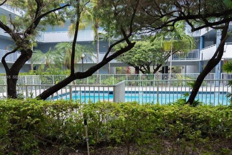 Copropriété à louer à Miami, Floride: 1 chambre, 66.33 m2 № 2047927 - photo 14