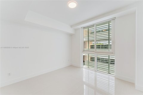 Condominio en venta en Bay Harbor Islands, Florida, 2 dormitorios, 124.58 m2 № 1897755 - foto 10