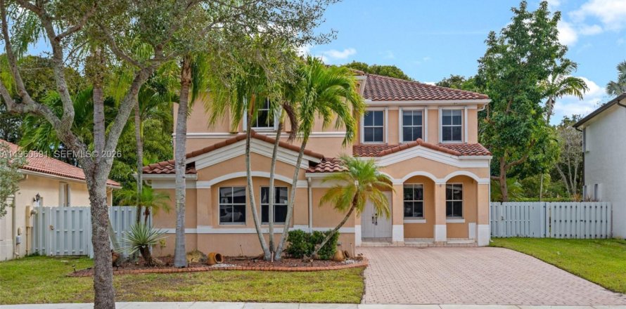 Villa ou maison à Miramar, Floride 4 chambres, 249.72 m2 № 2024763