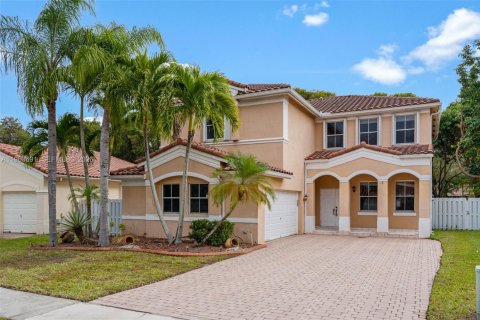 Villa ou maison à vendre à Miramar, Floride: 4 chambres, 249.72 m2 № 2024763 - photo 3