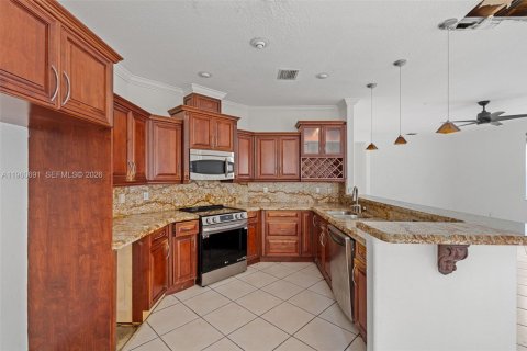 Villa ou maison à vendre à Miramar, Floride: 4 chambres, 249.72 m2 № 2024763 - photo 18