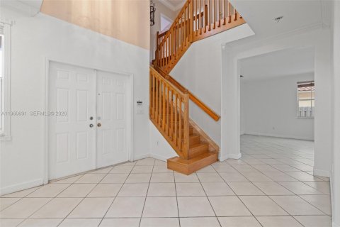 Villa ou maison à vendre à Miramar, Floride: 4 chambres, 249.72 m2 № 2024763 - photo 5