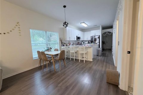 House in Fish Hawk, Florida 3 bedrooms, 180.04 sq.m. № 2166142 - photo 16