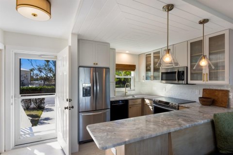 Condominio en venta en Boca Grande, Florida, 1 dormitorio, 63.73 m2 № 1534909 - foto 3