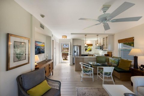 Condominio en venta en Boca Grande, Florida, 1 dormitorio, 63.73 m2 № 1534909 - foto 13