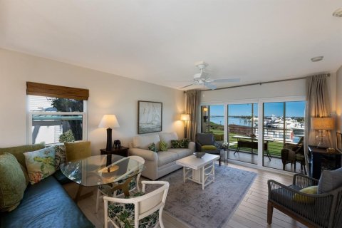 Condominio en venta en Boca Grande, Florida, 1 dormitorio, 63.73 m2 № 1534909 - foto 9