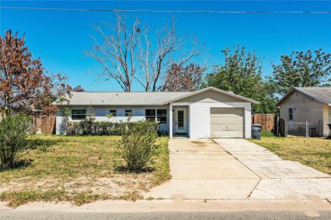 Villa ou maison à Winter Haven, Floride 4 chambres, 102.56 m2 № 2198867
