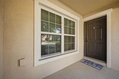 Touwnhouse à louer à Riverview, Floride: 3 chambres, 151.15 m2 № 2384156 - photo 6