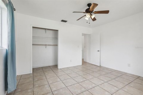House in Largo, Florida 2 bedrooms, 104.98 sq.m. № 1819027 - photo 19