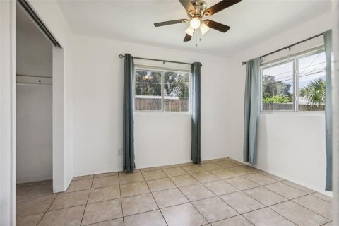 House in Largo, Florida 2 bedrooms, 104.98 sq.m. № 1819027 - photo 23