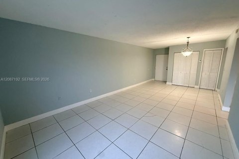 Copropriété à louer à Hialeah, Floride: 1 chambre, 61.32 m2 № 2357254 - photo 10