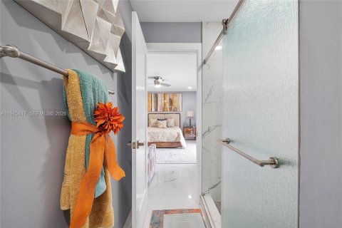 House in Coral Springs, Florida 4 bedrooms, 291.06 sq.m. № 2038447 - photo 29