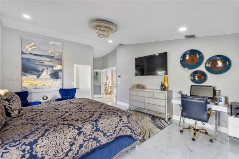 House in Coral Springs, Florida 4 bedrooms, 291.06 sq.m. № 2038447 - photo 21