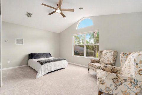 House in Fish Hawk, Florida 5 bedrooms, 246.93 sq.m. № 1904748 - photo 22
