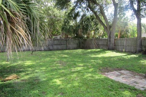 Casa en alquiler en Saint Petersburg, Florida, 2 dormitorios, 63.36 m2 № 1805698 - foto 13