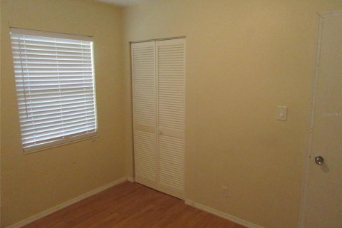 Casa en alquiler en Saint Petersburg, Florida, 2 dormitorios, 63.36 m2 № 1805698 - foto 9