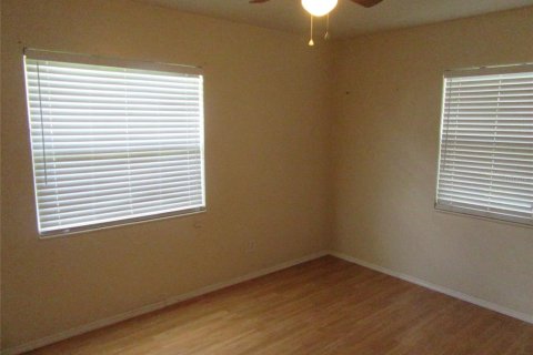 Casa en alquiler en Saint Petersburg, Florida, 2 dormitorios, 63.36 m2 № 1805698 - foto 8