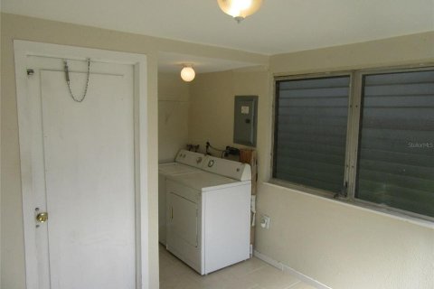 Casa en alquiler en Saint Petersburg, Florida, 2 dormitorios, 63.36 m2 № 1805698 - foto 12