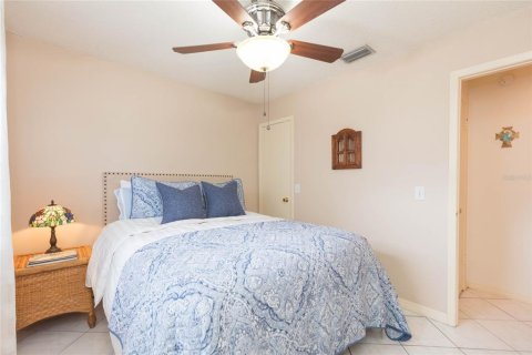 Villa ou maison à vendre à Tampa, Floride: 3 chambres, 130.81 m2 № 2395799 - photo 19
