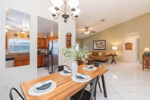 Villa ou maison à vendre à Tampa, Floride: 3 chambres, 130.81 m2 № 2395799 - photo 10