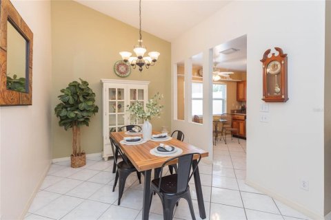 Villa ou maison à vendre à Tampa, Floride: 3 chambres, 130.81 m2 № 2395799 - photo 8