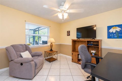 Villa ou maison à vendre à Tampa, Floride: 3 chambres, 130.81 m2 № 2395799 - photo 21