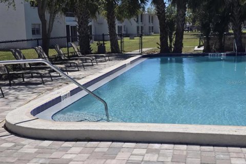 Apartamento en alquiler en Port Richey, Florida, 2 dormitorios, 88.26 m2 № 2108622 - foto 18