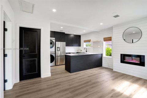 Casa en alquiler en Oakland Park, Florida, 1 dormitorio, 279.54 m2 № 2008895 - foto 12