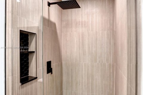 Casa en alquiler en Oakland Park, Florida, 1 dormitorio, 279.54 m2 № 2008895 - foto 20