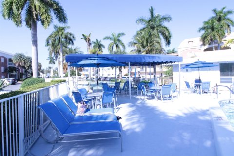 Copropriété à vendre à Hallandale Beach, Floride: 2 chambres, 97.55 m2 № 2083273 - photo 24
