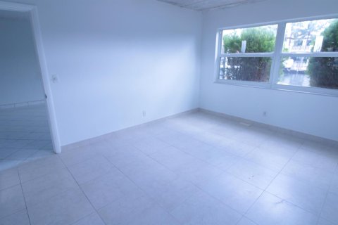 Copropriété à vendre à Hallandale Beach, Floride: 2 chambres, 97.55 m2 № 2083273 - photo 12