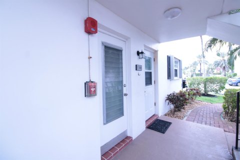 Copropriété à vendre à Hallandale Beach, Floride: 2 chambres, 97.55 m2 № 2083273 - photo 3
