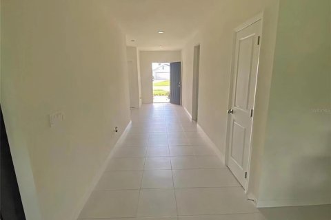 Villa ou maison à louer à Clermont, Floride: 4 chambres, 171.96 m2 № 2428738 - photo 9