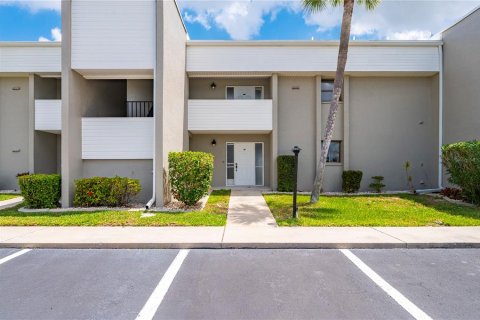 Copropriété à vendre à Punta Gorda, Floride: 2 chambres, 111.48 m2 № 2142536 - photo 7