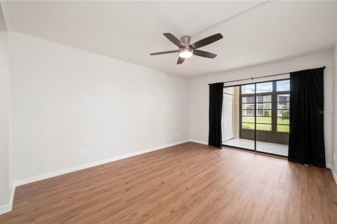Copropriété à vendre à Punta Gorda, Floride: 2 chambres, 111.48 m2 № 2142536 - photo 20