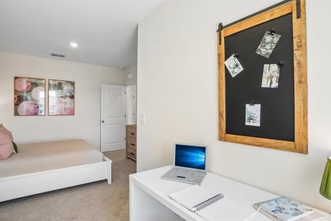 Townhouse in Tampa, Florida 3 bedrooms, 155.43 sq.m. № 2218858 - photo 30