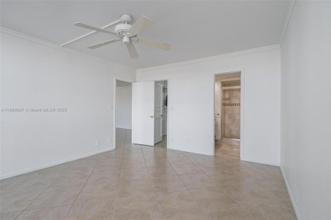 Copropriété à vendre à Fort Lauderdale, Floride: 2 chambres, 111.48 m2 № 1952619 - photo 16