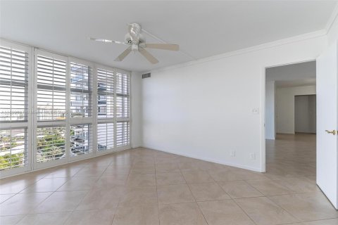 Copropriété à vendre à Fort Lauderdale, Floride: 2 chambres, 111.48 m2 № 1952619 - photo 11