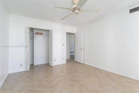 Copropriété à vendre à Fort Lauderdale, Floride: 2 chambres, 111.48 m2 № 1952619 - photo 14